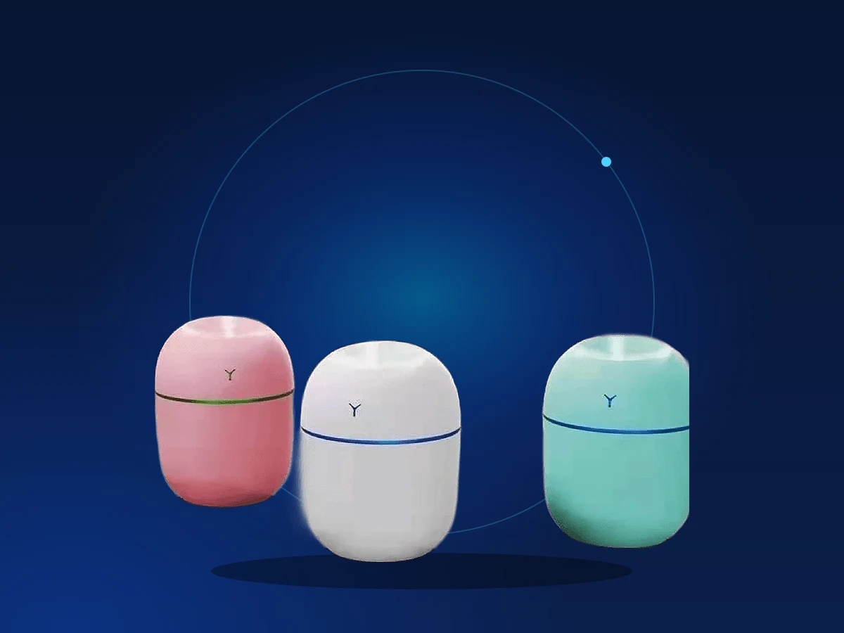 Mini umidificadores de ar em fundo azul